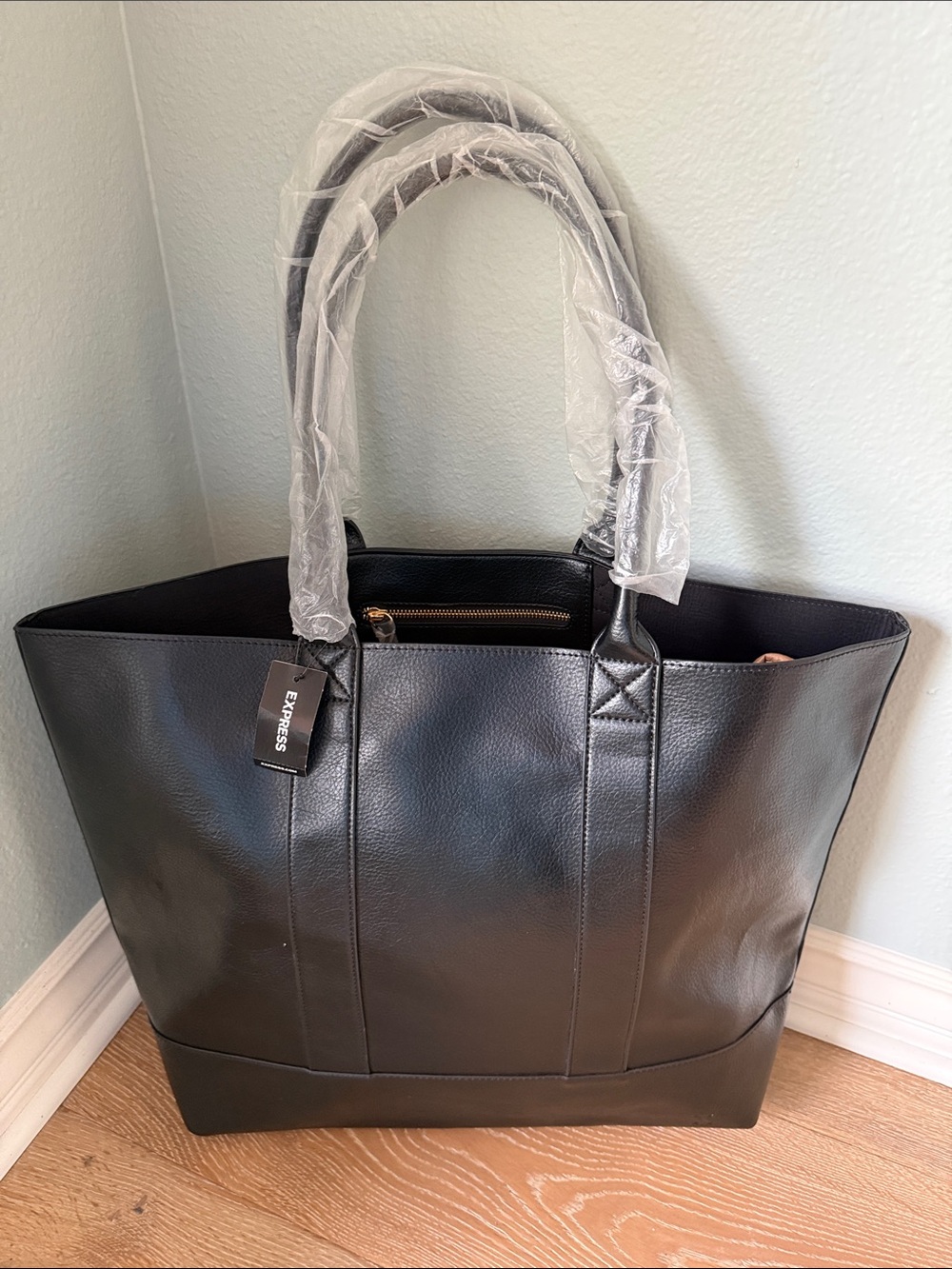 Express NWT Large Black Tote